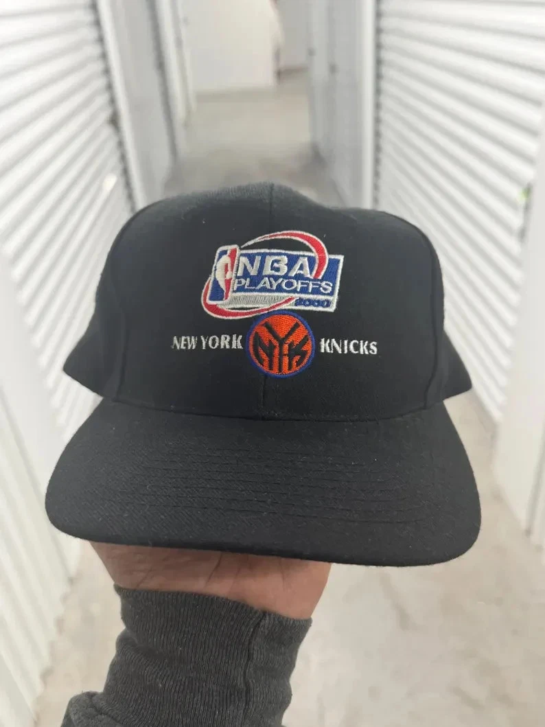 Vintage 90’s NY Knick Basketball Playoffs Snapback Hat Full Embroidered