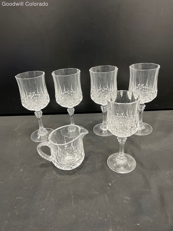 Clear Crystal Cut Pattern Water Goblets And Creamer Set Of 6 Glassware