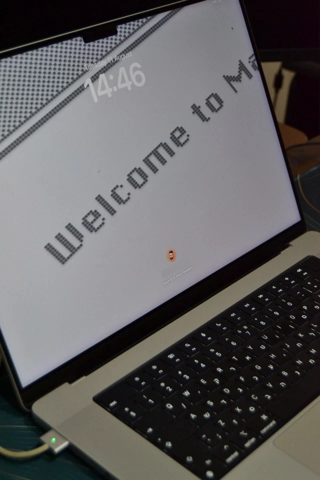Apple MacBook Pro 16" M2 Pro · 16GB · 1TB, foto 1 di 5