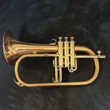 Yamaha YFH-631 Bb Flugelhorn Gold Lacquered Brass 3-Valve Piston Water Key