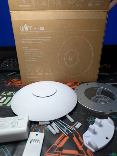 Ubiquiti UniFi AP AC Pro UAP-AC-PRO Wireless Access Point with PoE And Accessori