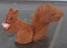WAGNER Kunstlerschutz Flocked Brown Furry SQUIRREL West Germany 2 1/4" Tall