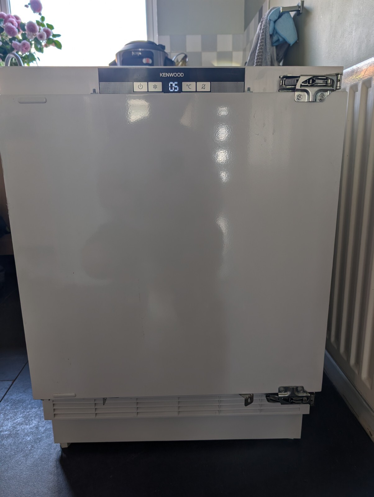 Kenwood KIL60W21 Integrated Under Counter Fridge, Fixed Door Fixing eBay