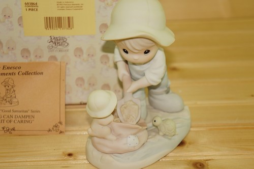 Precious Moments 603864 Nothing Can Dapen The Spirit Of Caring MIB - Picture 2 of 7