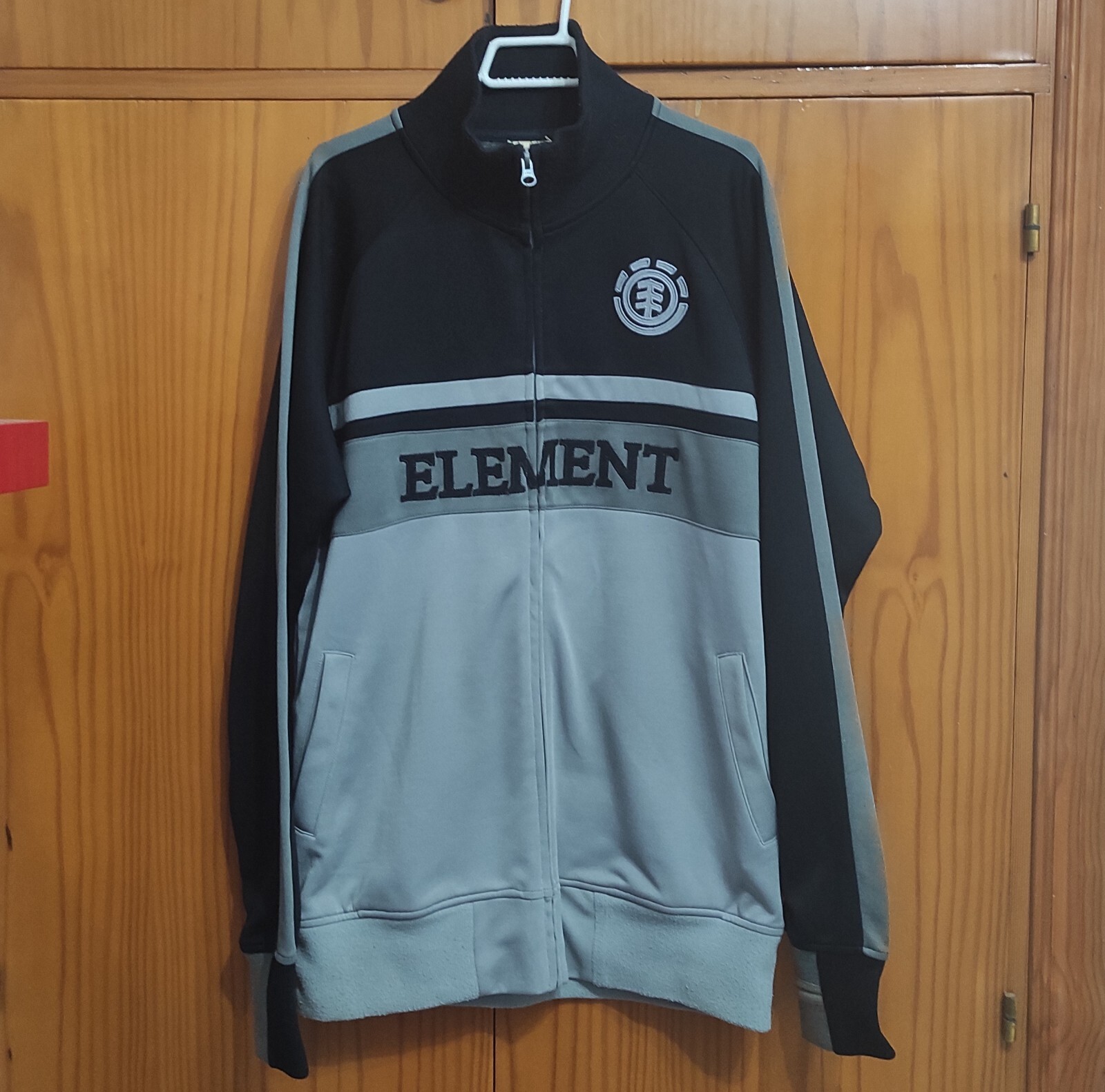 CHAQUETA MARCA ELEMENT TALLA L