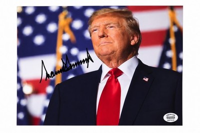 Donald Trump US President Signed Autographed 11×14 Photograph w/ Authentication 