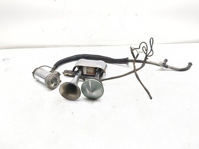 ミミ 00-06 Harley Davidson FLHPI Road King Police RIVCO Dual Air Horn W