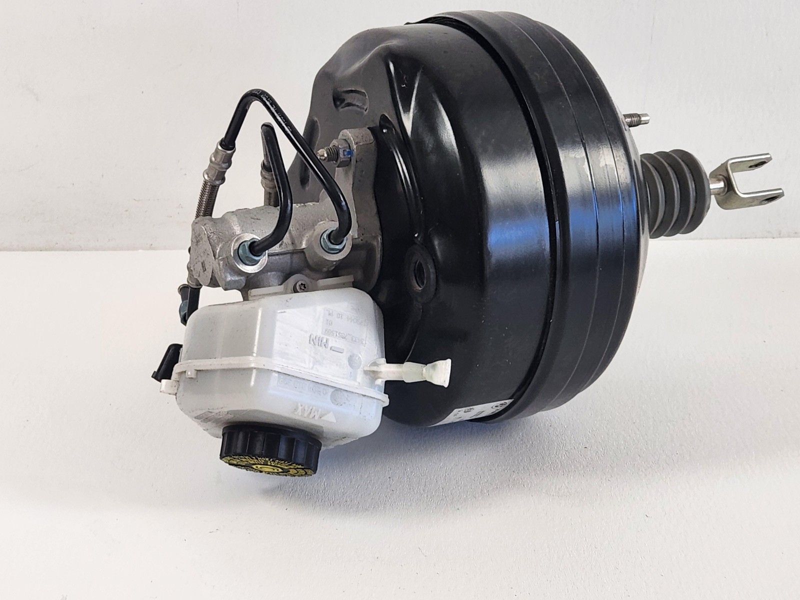 2013-2018 BMW 320 SERIES Master Cylinder OEM