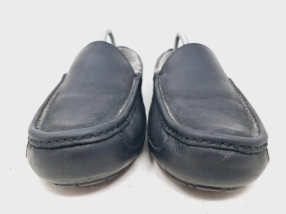 UGG Mens Ascot Matte Leather in Black Size 10 Slippers - Image 4 of 4