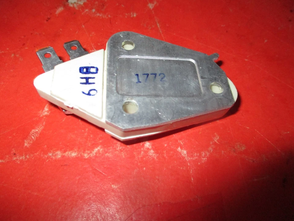 GMC -CHEVROLET -FORD TRUCKS-IHC-MACK-PETERBILT-12 VOLTIOS-Regulador de voltaje Foto 2 de 2