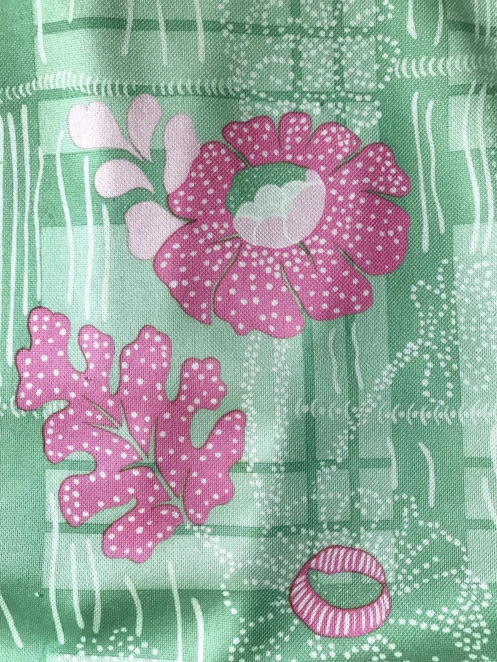 vintage 1960s Leslie Fay green pink floral tropical Mandarin style dress Medium - Image 3 of 4