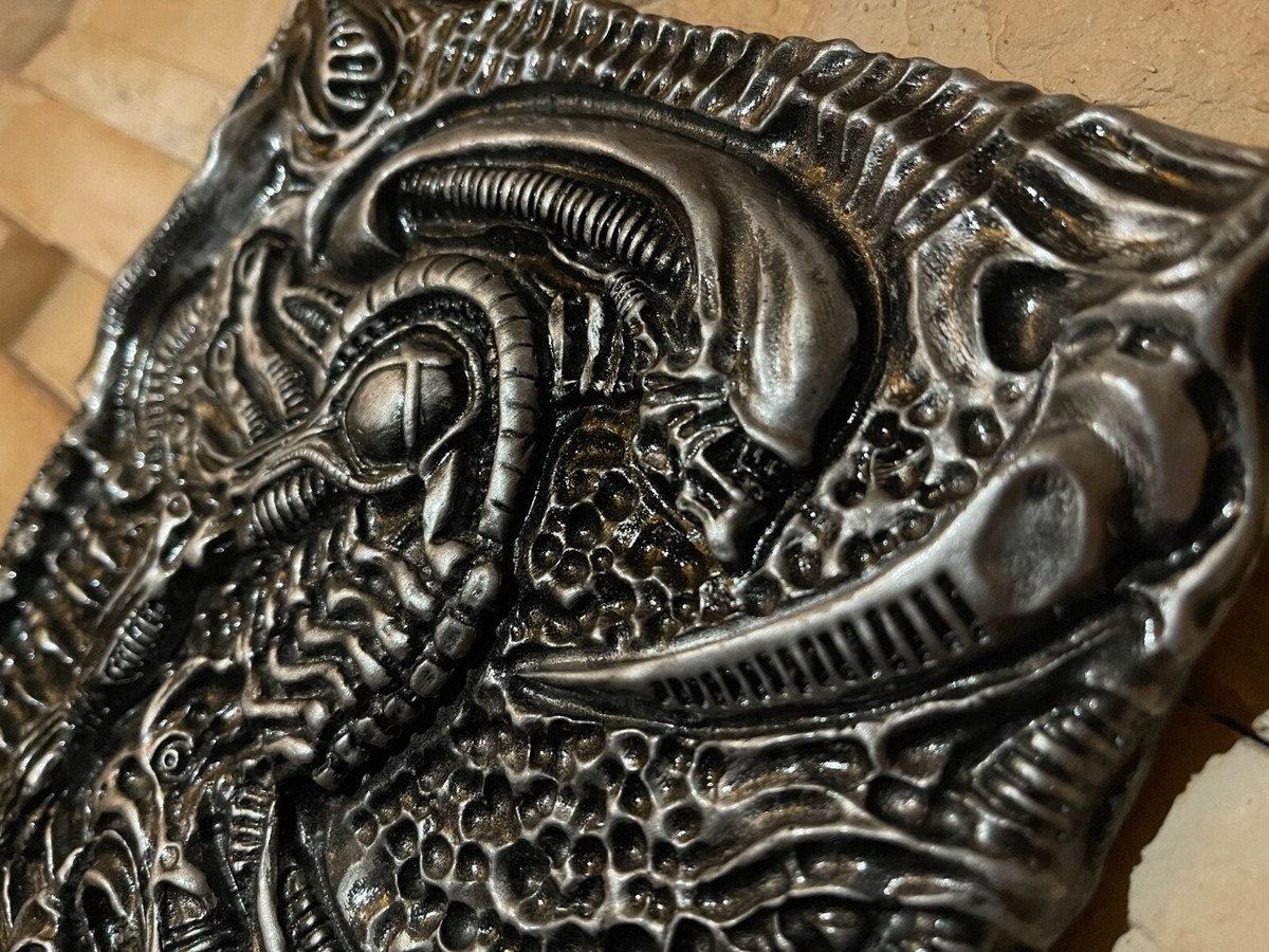 エイリアン レリーフ HR GIGER Alien エイリアン レリーフ HR GIGER Alienの通販 by HUNT09's shop