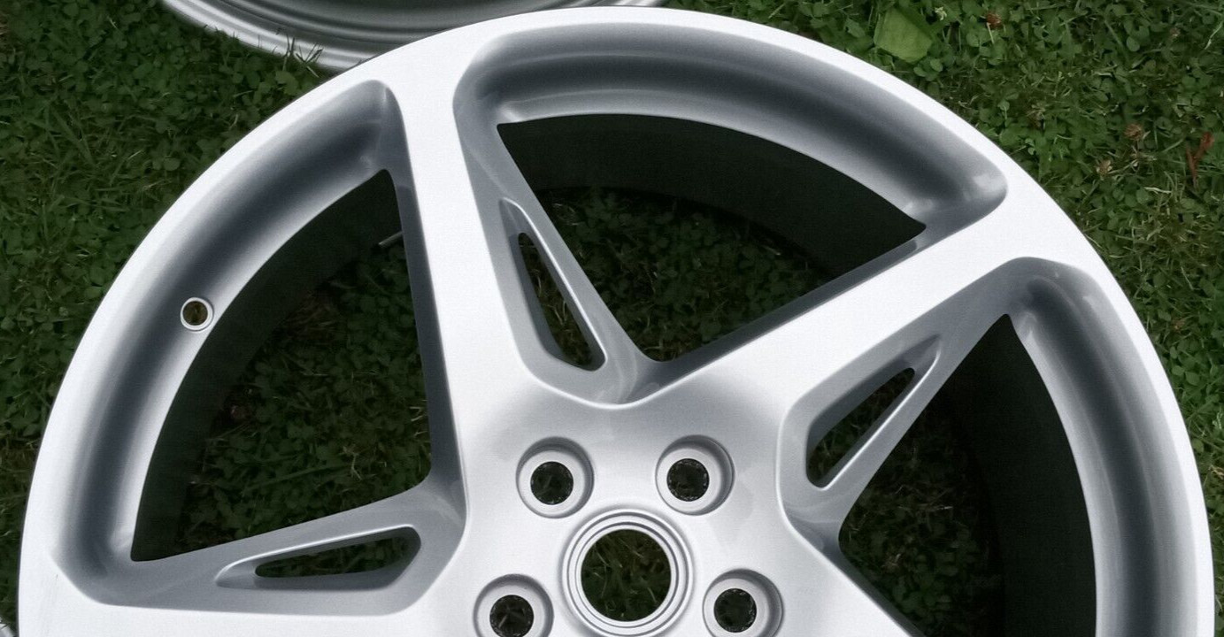 Ferrari 458 Wheels_Set of 4_282334_282335_8.5x20 Front 10.5x20 Rear_GENUINE_OE