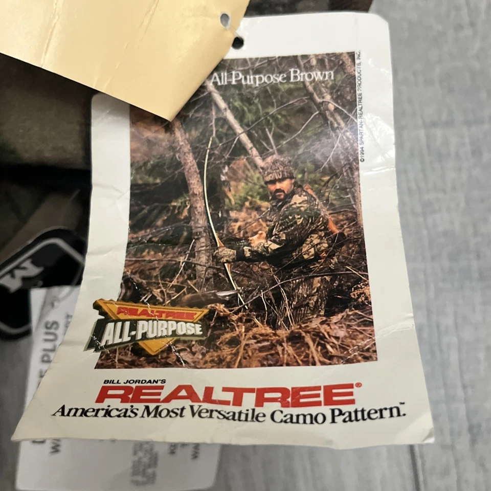 Vintage Whitewater Outdoors Thinsulate Realtree Camo Gloves Men's Size Medium - Image 4 of 4
