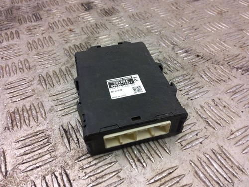 Toyota Prius (XW30) 2014 Getriebesteuergerät Modul 89535-76011 SKE41720 37000