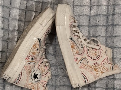 UNISEX Cream And Multi Colored Design High Top Converse All Star WM 10.5/Men 8.5