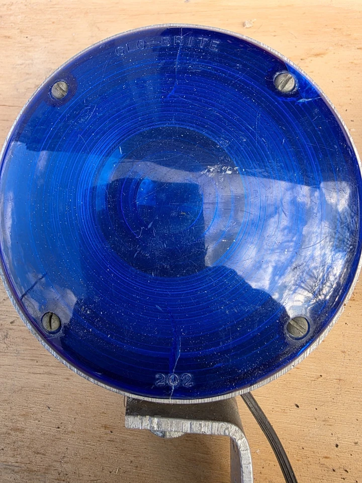 Пара винтажных синих пожарных полицейских огней Glo Brite - Изображение 4 из 4