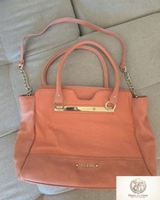 Borsa a mano Guess shopper borsa rosa rosa antico catena oro borsa a tracolla