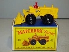 Matchbox Lesney 43 Aveling Barford Tractor Shovel yellow, red driver