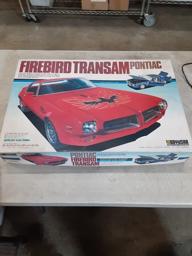 Doyusha Firebird Transam Pontiac 1:12 Identical Scale Super Big Model