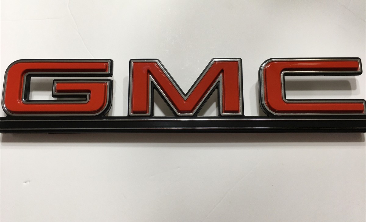 ★アメリカの勲章/徽章＊ＧＭＣトラックバッジ（実物） 1941 1942 1946 GMC PICKUP TRUCK HOOD SIDE EMBLEM SPEARS