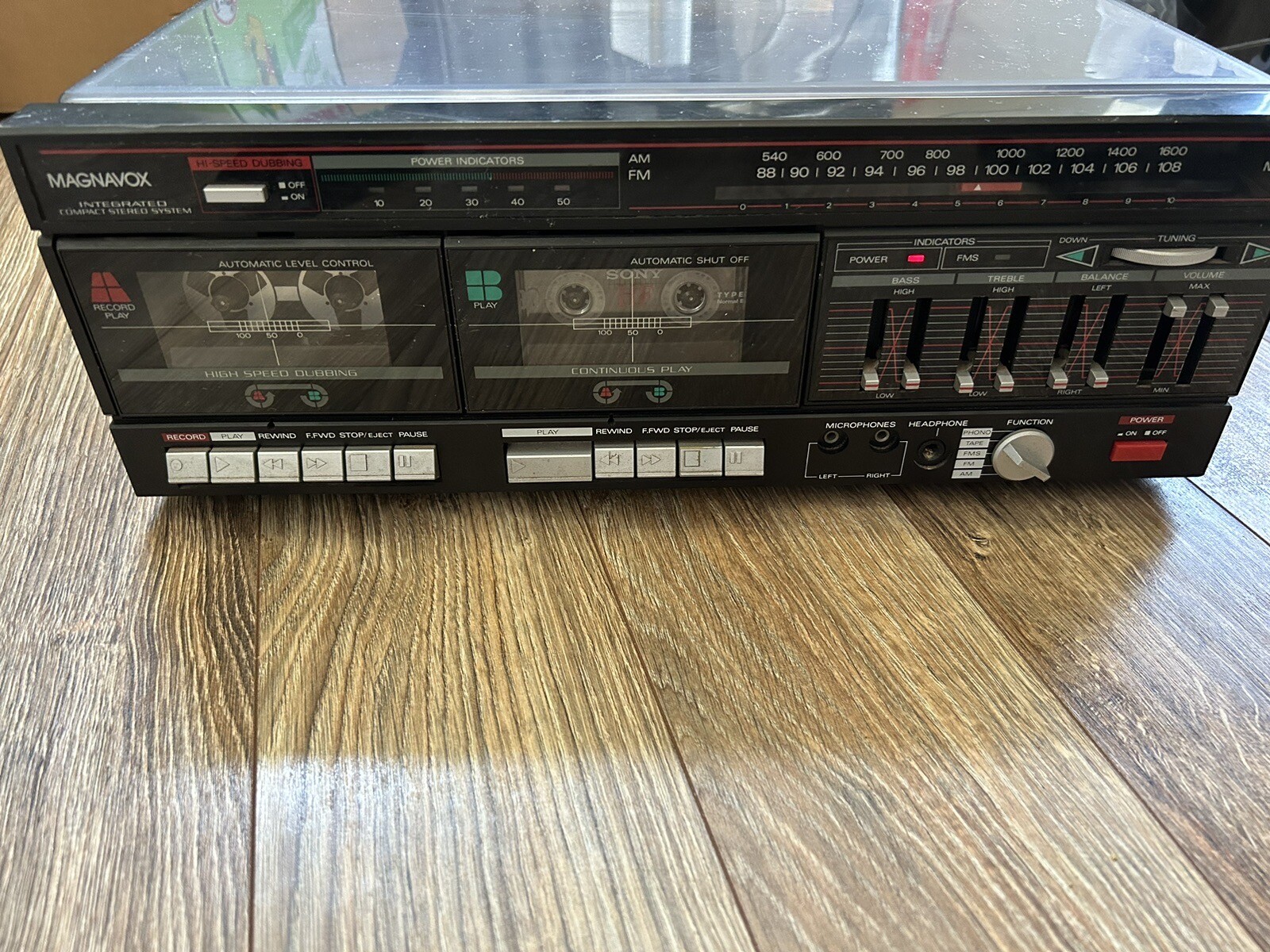 Встроенная Компактная Стереосистема Magnavox MX1800 Проигрыватель.