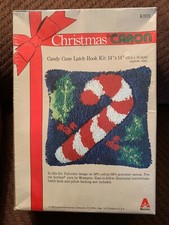 NIB Christmas from Caron Candy Cane Latch Hook Kit K3173 14x14 1980