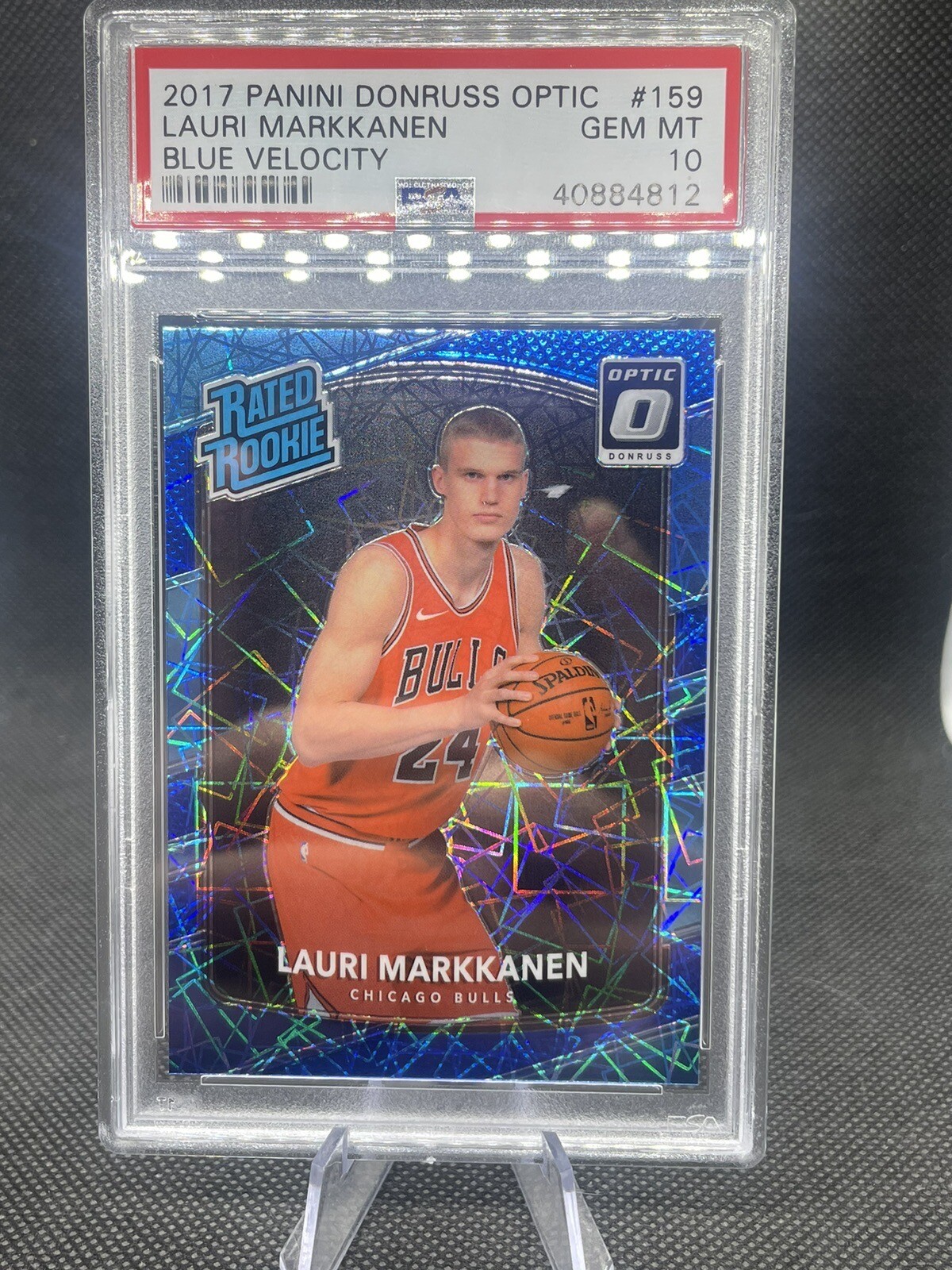2017-18 Donruss Optic Rated Blue Velocity Prizm Lauri Markkanen PSA 10 Rookie 🔥