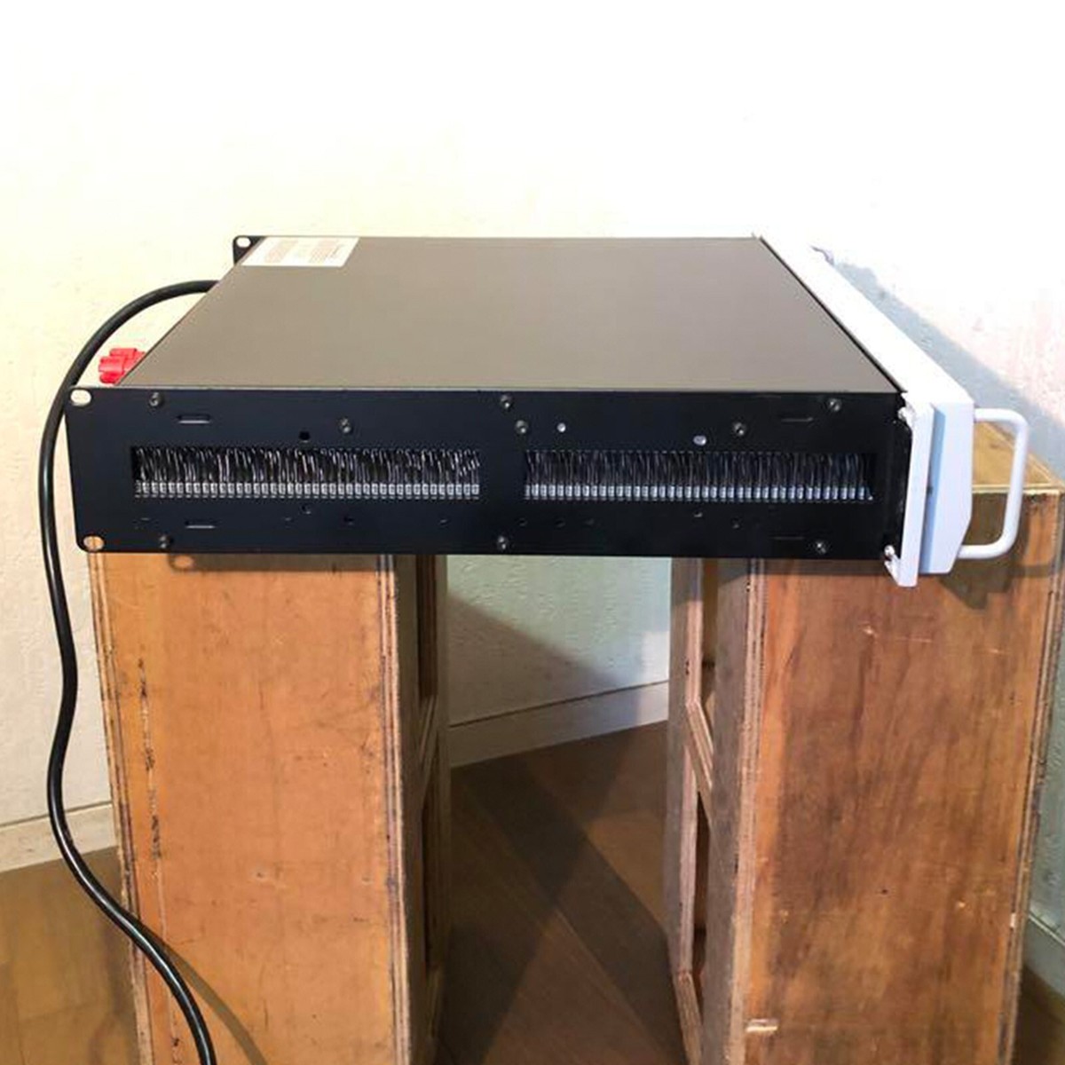 AMCRON MACRO-TECH 3600VZ パワーアンプ アムクロン AMCRON-アムクロン】の【パワーアンプ/MACRO-TECH 3600VZ】を