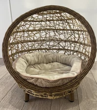 Wicker Small Dog or Cat Sleeper Dome Bed Elevated Kitten House Condo + Cushion 