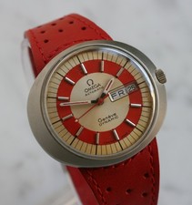 Omega Genève Dynamic automatique jour-date rare cadran rouge vintage
