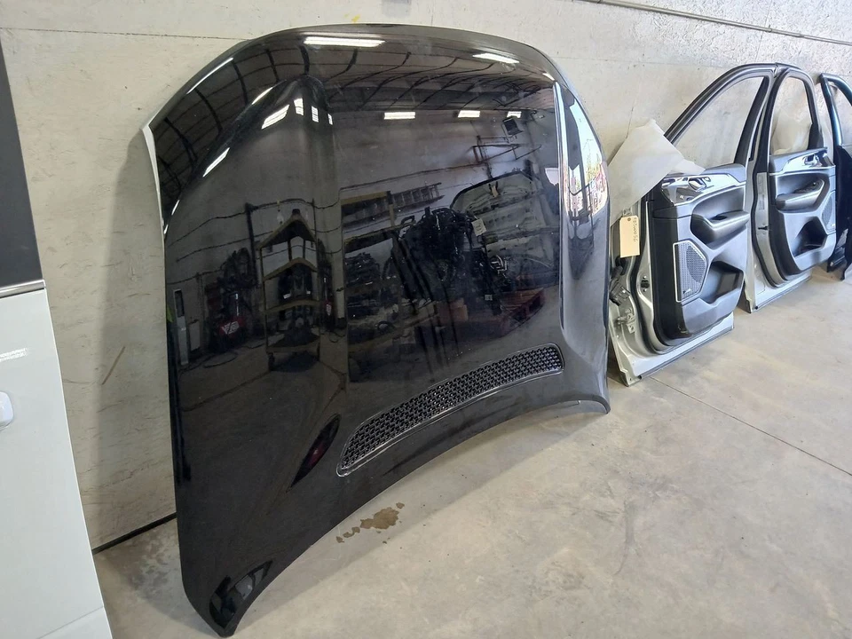 Jeep Grand Wagoneer 2025 capó 3102787 Foto 3 de 4