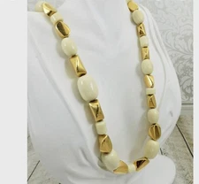Napier Vintage Beaded Necklace 1980 Cream Barrel Beads  polished Gold AB-1