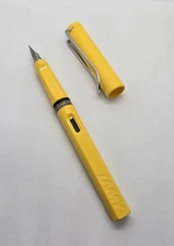 LAMY Safari Fountain Pen, Blue Ink, Broad  Nib