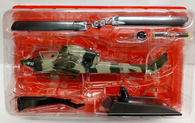 Bell Ah-1T Sea Cobra Helicopter (USA) No. 67 Scale 1/72