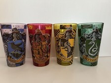 Harry Potter Glassware Set of 4 Pint Glasses Hogwarts House Crests 16 oz