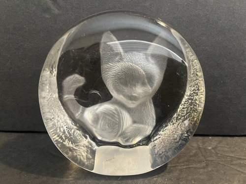 Kitty Cat Paperweight Lead Crystal Glass Ball Of Yarn Yugoslavia Great Gift Idea - Foto 2 di 6