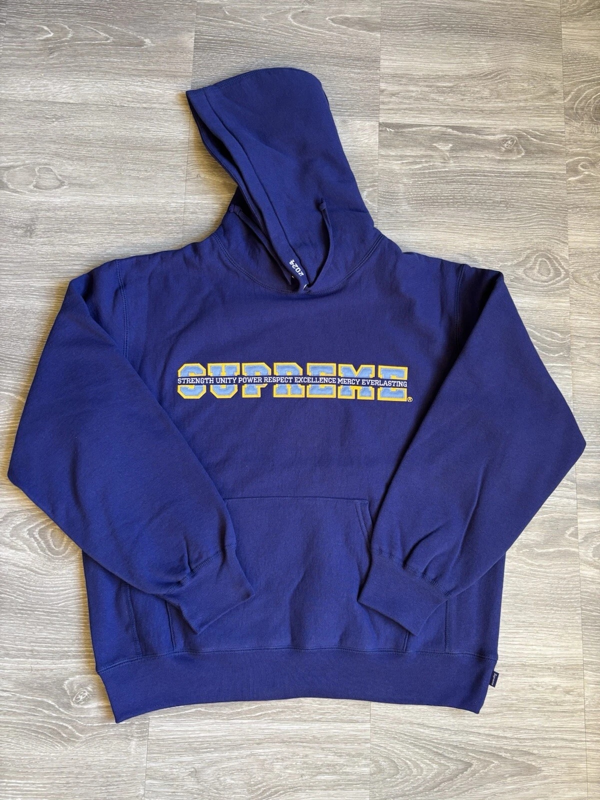 Sweat à capuche Supreme Royal Collegiate Acronyme