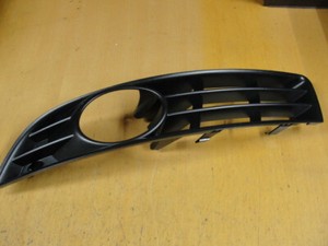 Original VW Passat B6 3C Blende Stoßstange Luftgitter 3C0853665A vorne links