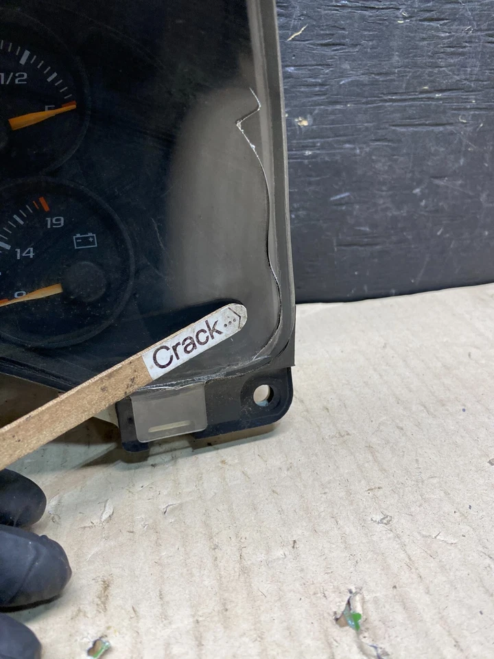 Chevrolet Express 2004 a 2007 velocímetro calibre O3500 OEM DG Foto 2 de 4