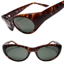 Genuine Vintage Womens Iconic Rockabilly Cat Eye Oval Lens Tortoise Sunglasses