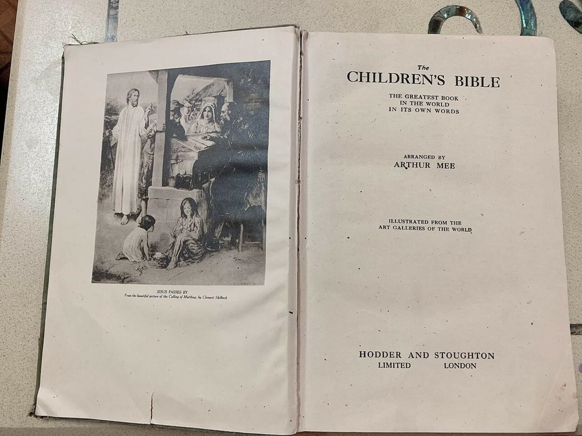 アンティーク!THE CHILDREN'S BIBLE Vintage Antique Book The Childrens Bible 1965 Golden