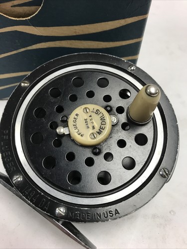 Vintage Pflueger Medalist 1494 Fly Fishing Reel Made In USA- Good Condition - 第 3/4 張圖片