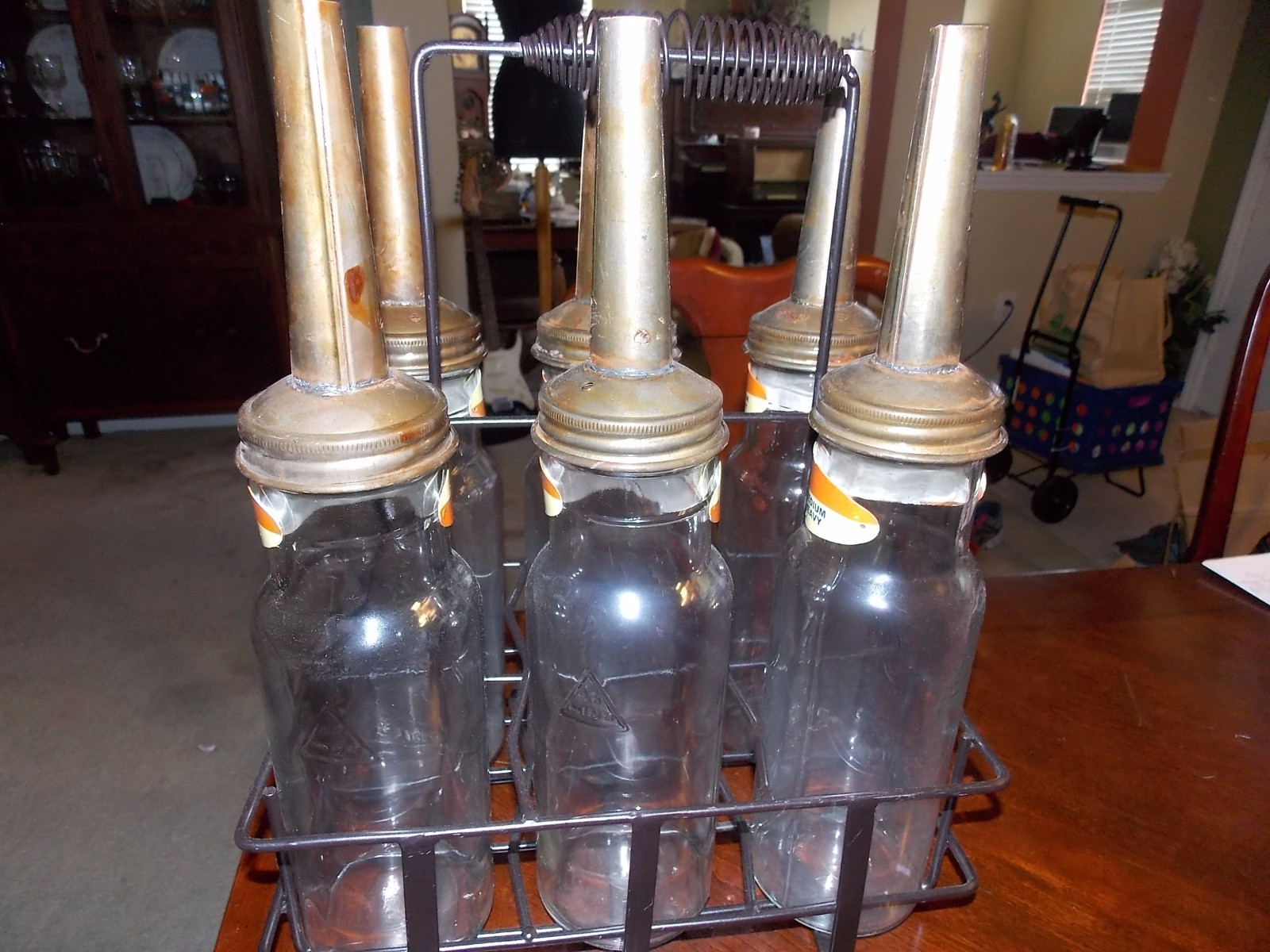 Standard Oil Set of 6 Oil Bottles ISO=VIS with Carrier About 15 inches tall