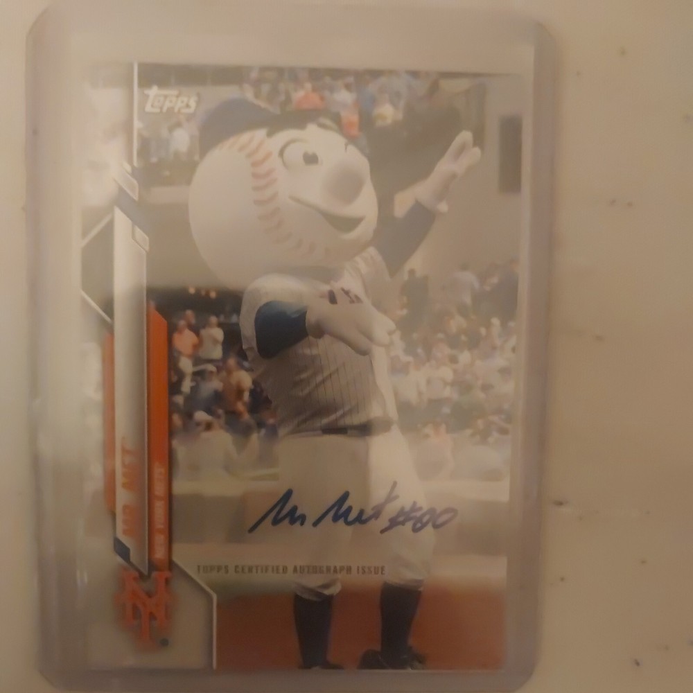 2020 topps Mr Mets mascot very rare autograph. Pictures Showing Every Corner