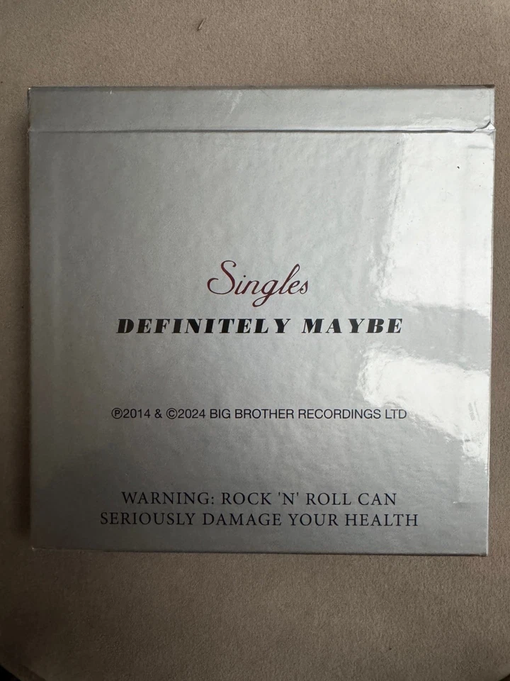 OASIS Definitely Maybe Singles - 4 x COLOURED 7" VINYL BOX SET - *SEALED* - Image 2 of 4