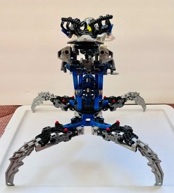 LEGO    BIONICLE  - Mazeka  (8954)