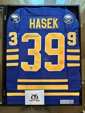 Autographed Dominik Hasek Buffalo Sabres Blue CCM Jersey with Custom Framing 