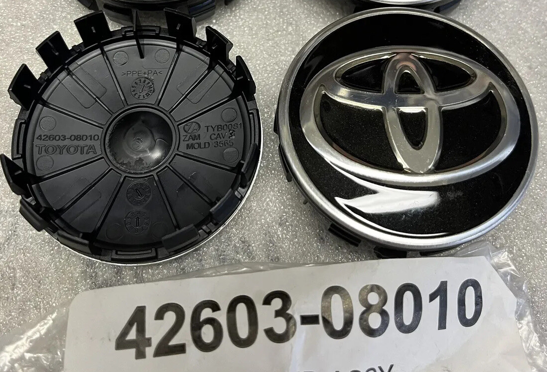 4 Pcs Genuine OEM Toyota 2020 Highlander Wheel Center Cap Only