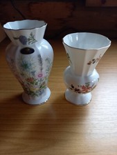 2 x Vintage Aynsley Wild Tudor/Somerset Vasen floral rosa Veilchen Kornblumen